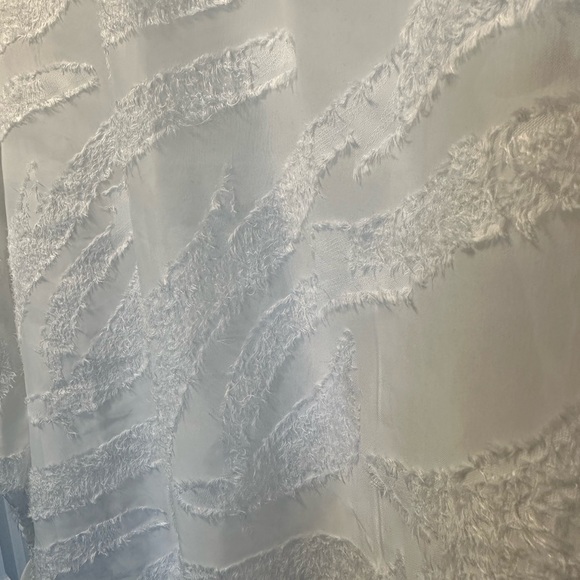 Sheer Textured Top - Picture 2 of 3